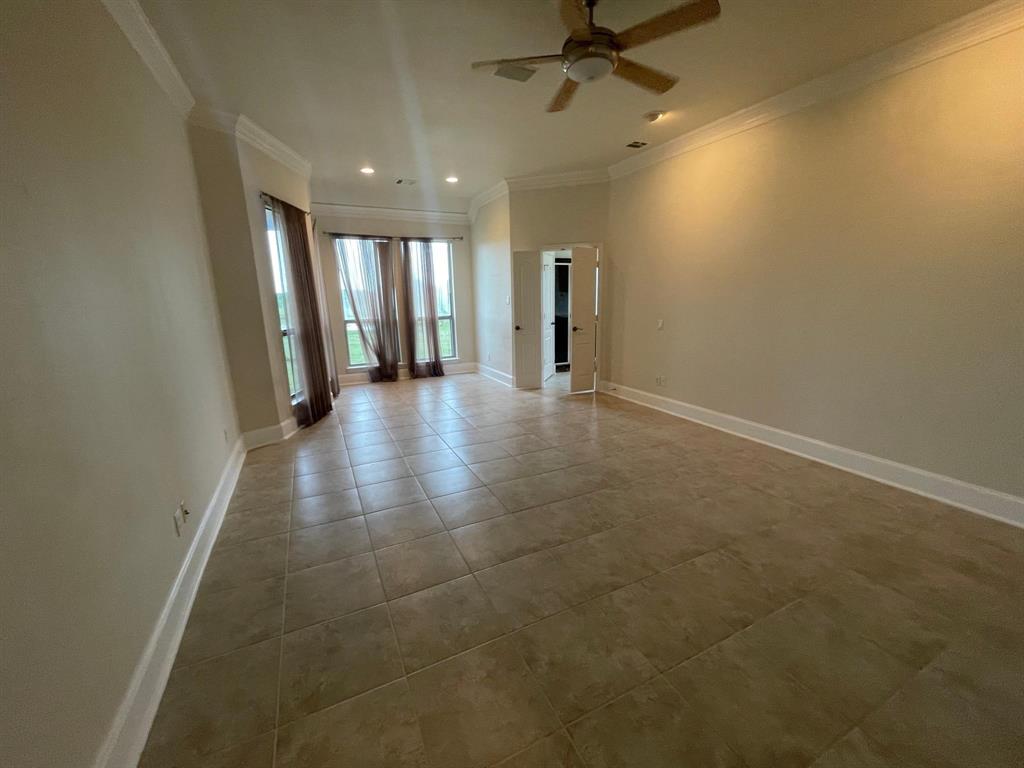 FM Woodward - Residential Lease