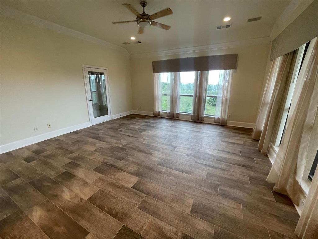 FM Woodward - Residential Lease