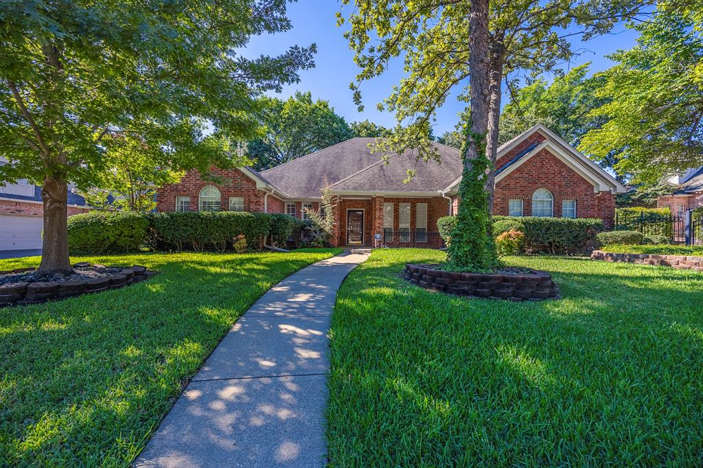 8932 Thornberry Drive