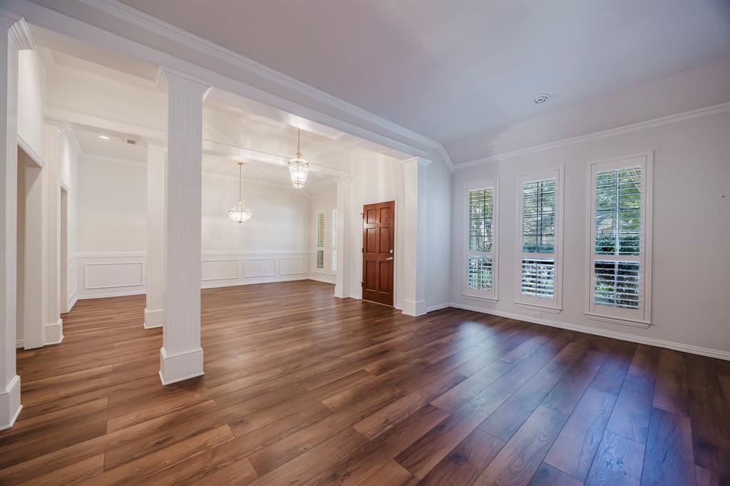 8932 Thornberry Drive