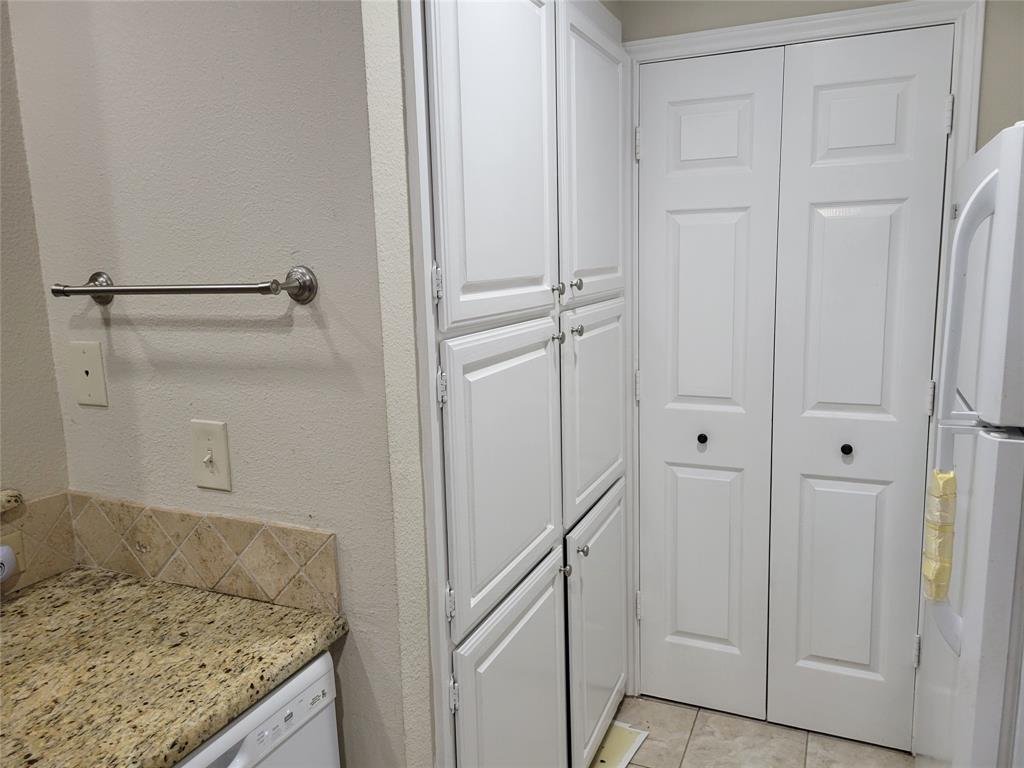 Springstead Condos - Residential