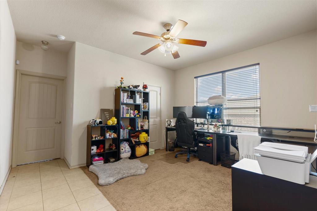 BRISTOL FARM - Residential