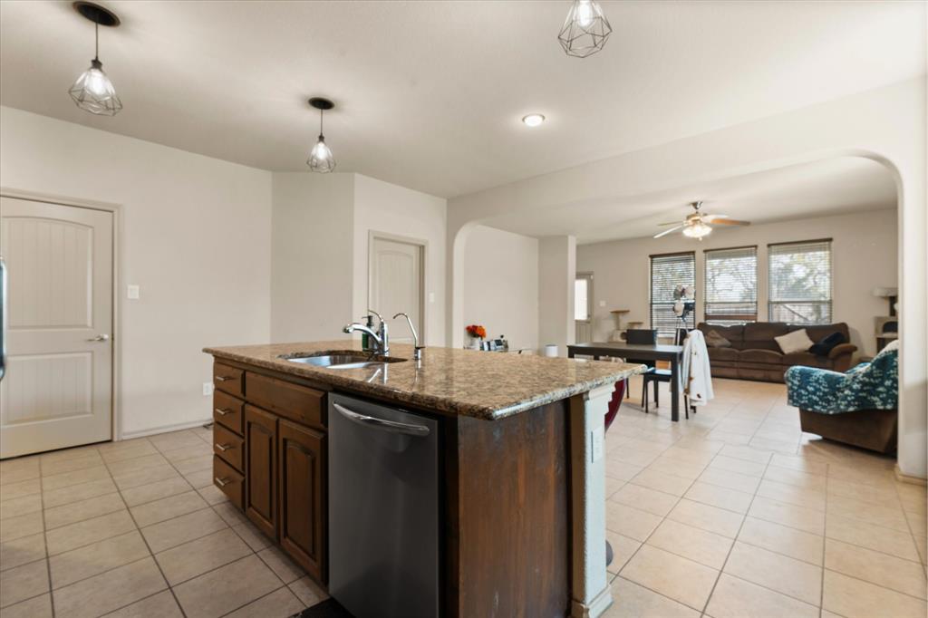 BRISTOL FARM - Residential