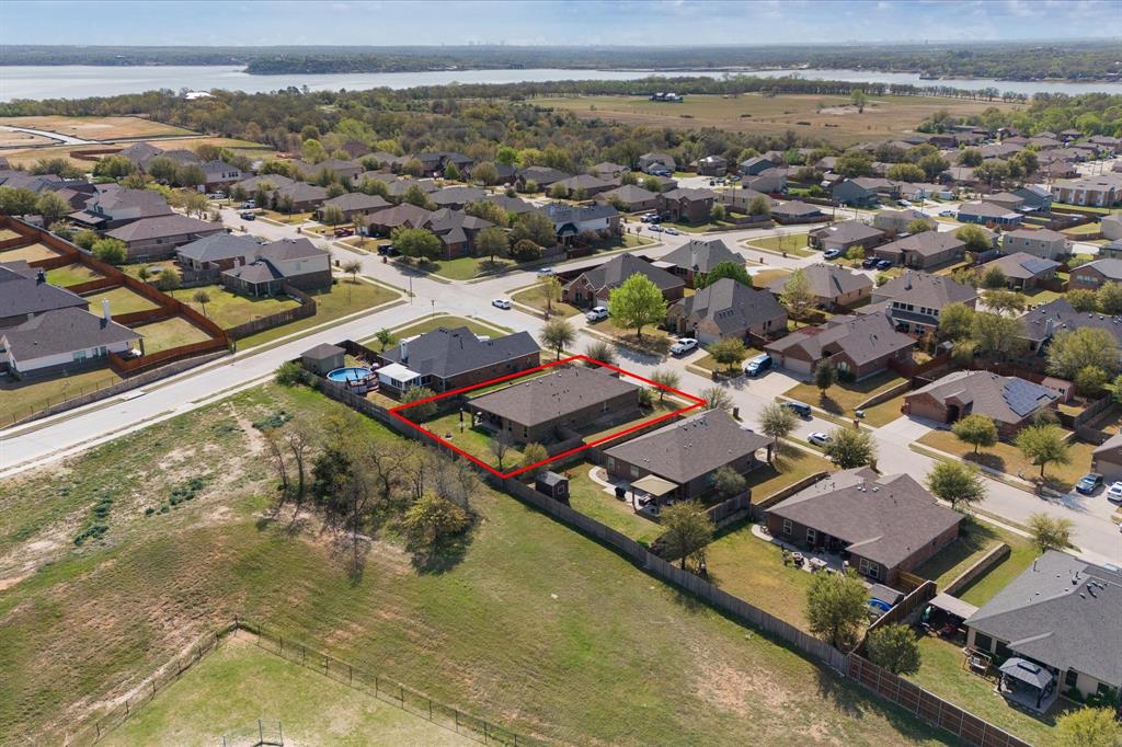 BRISTOL FARM - Residential