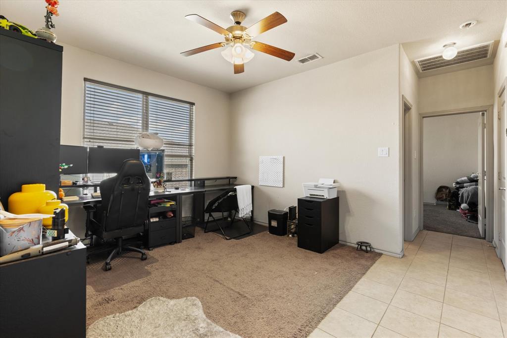 BRISTOL FARM - Residential