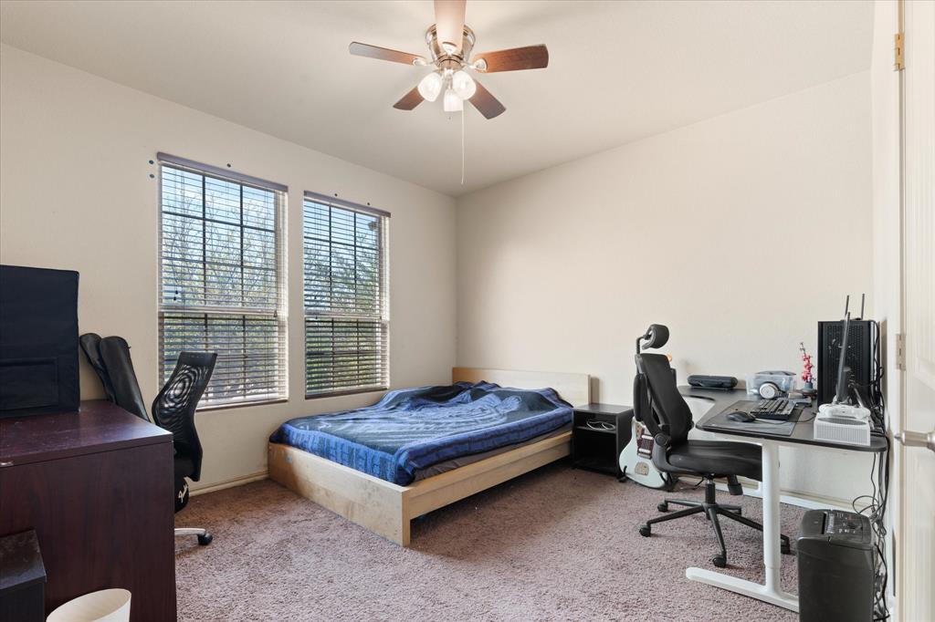 BRISTOL FARM - Residential