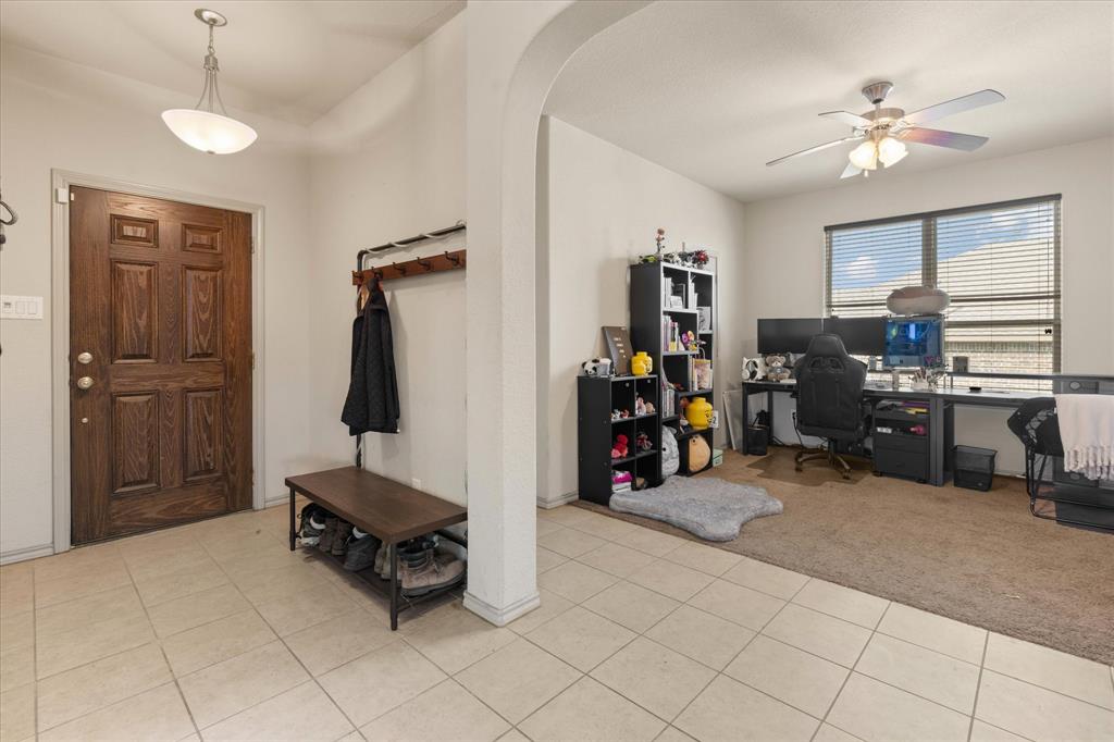 BRISTOL FARM - Residential