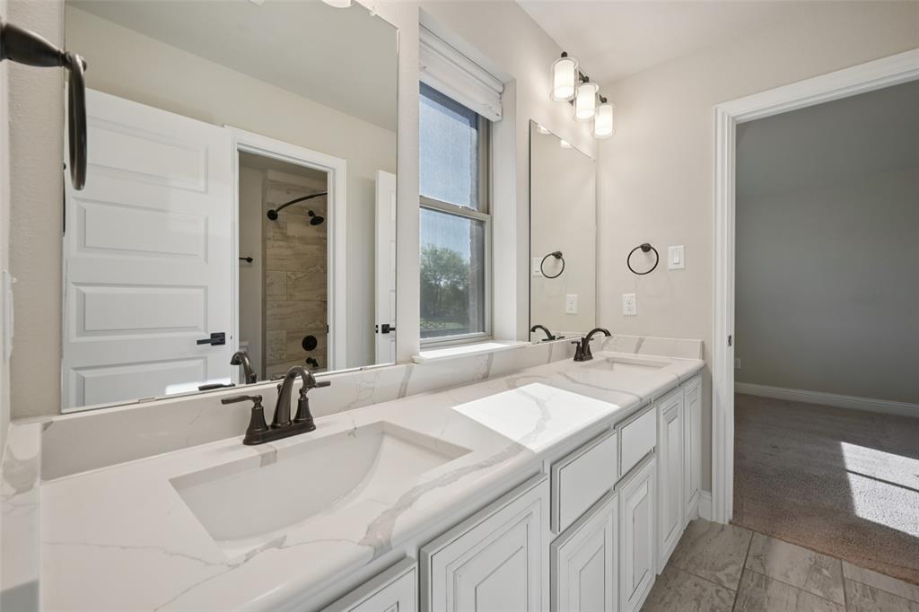 HICKORY HILLS - Residential