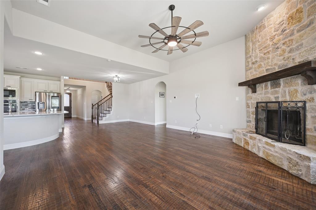 HICKORY HILLS - Residential