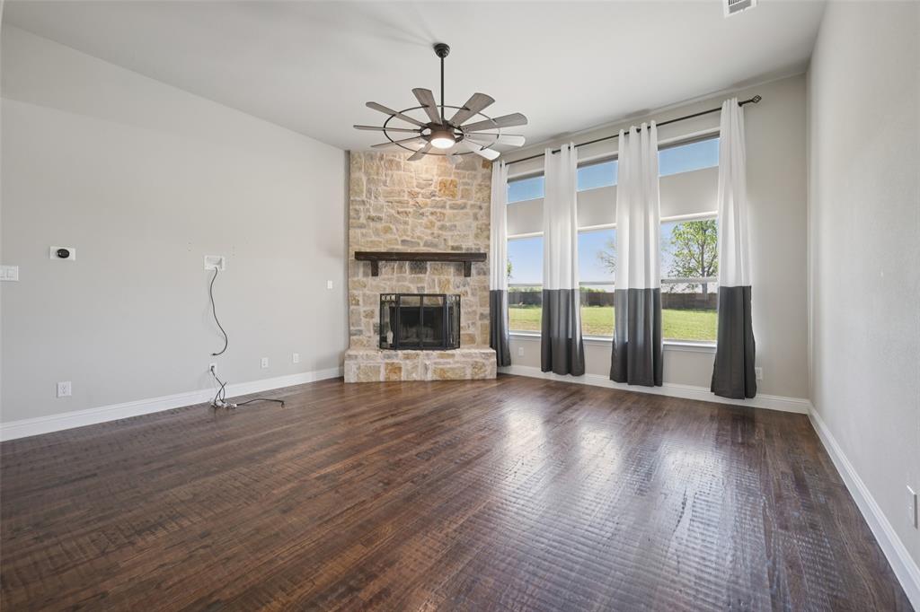 HICKORY HILLS - Residential