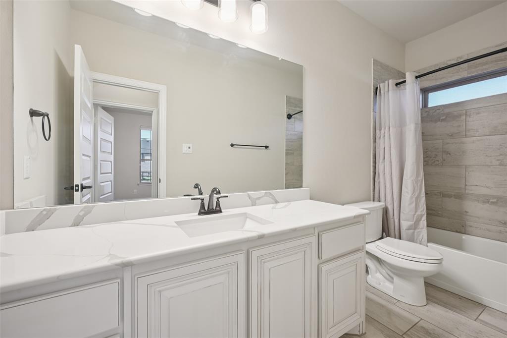 HICKORY HILLS - Residential