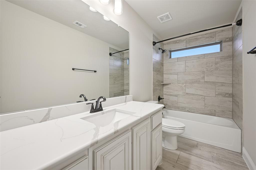 HICKORY HILLS - Residential