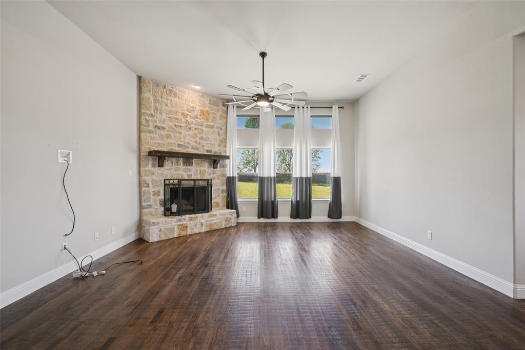 HICKORY HILLS - Residential