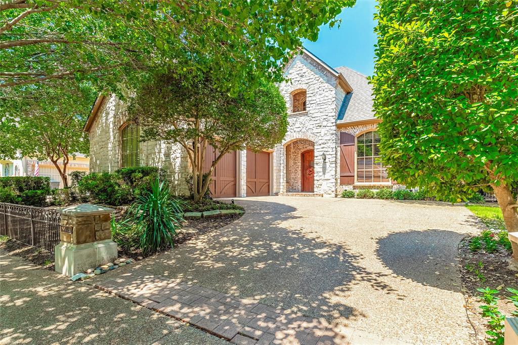1420 Kensington Court