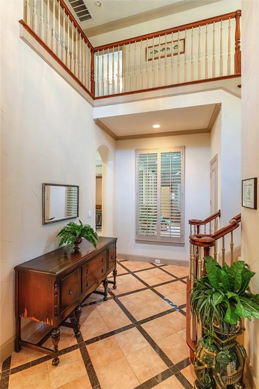 1420 Kensington Court