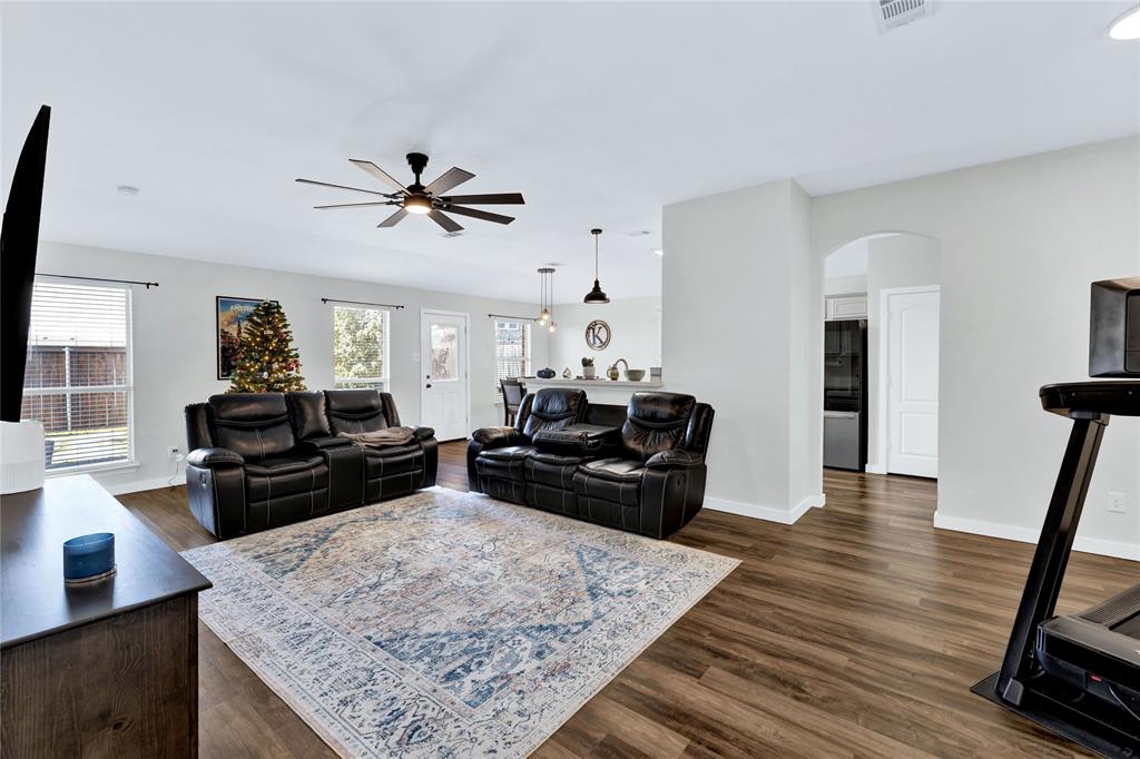 8201 Steel Dust Drive