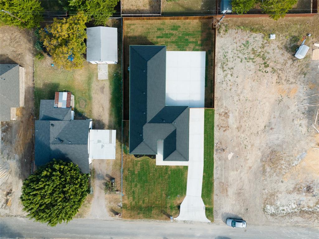 112 E Southbrook Drive