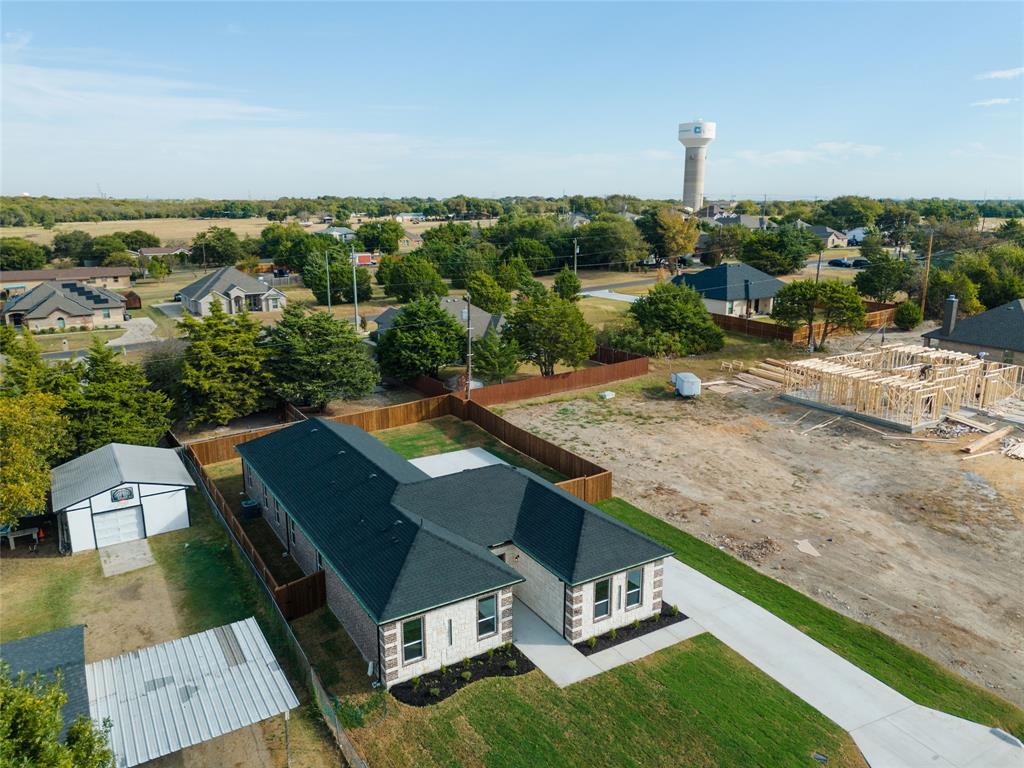 112 E Southbrook Drive