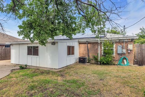 A home in White Settlement