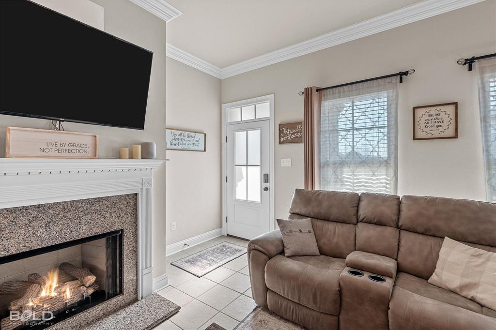 Cypress Bend Garden District Un # - Residential