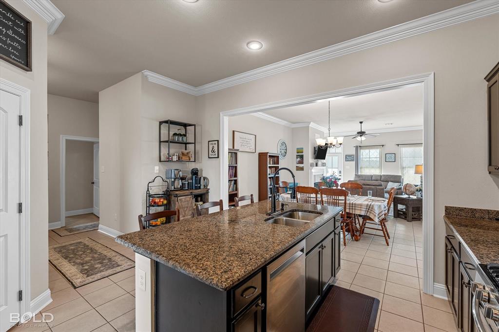 Cypress Bend Garden District Un # - Residential