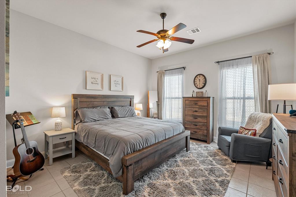 Cypress Bend Garden District Un # - Residential