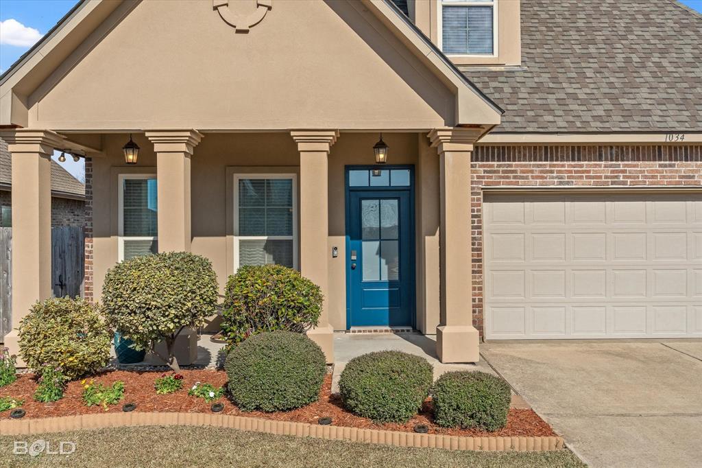 Cypress Bend Garden District Un # - Residential