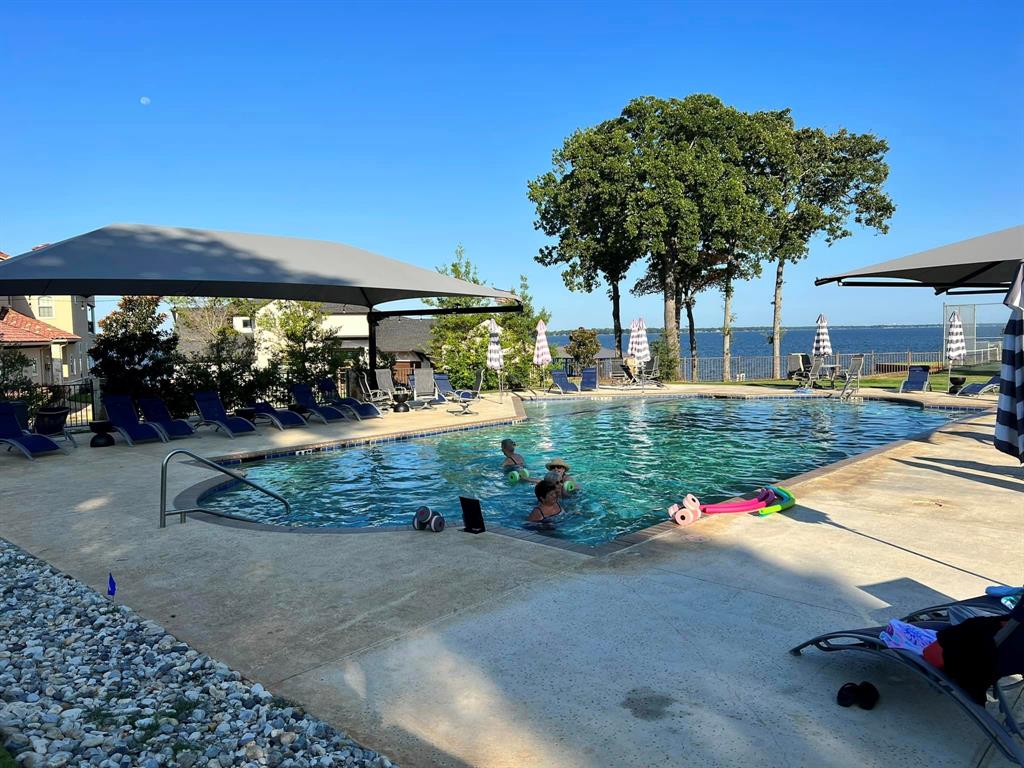 PINNACLE CLUB - Land