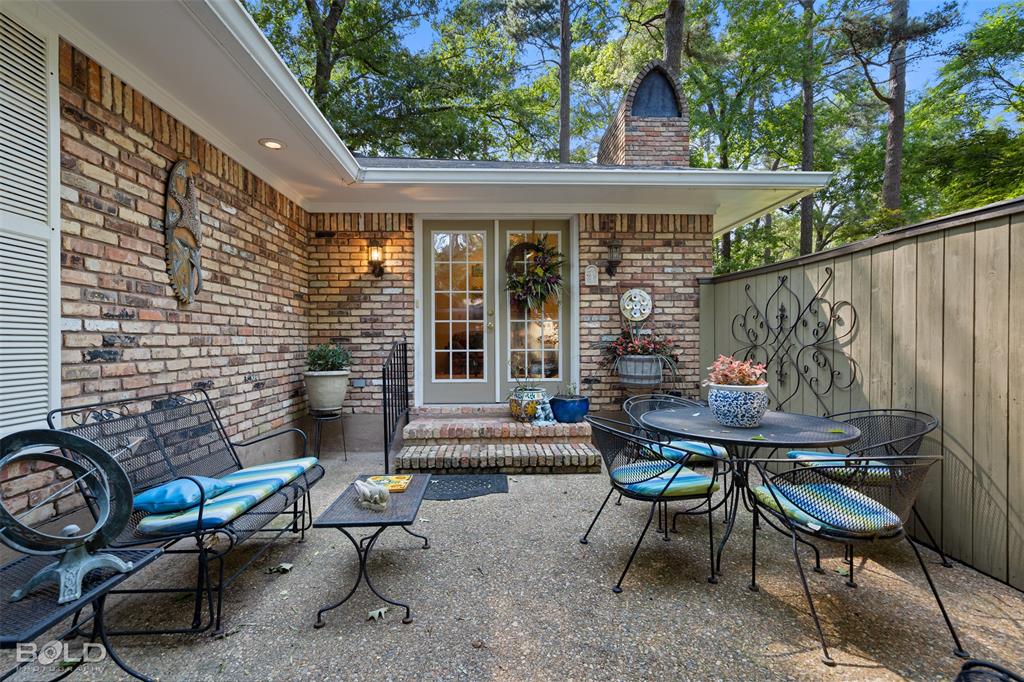 Shreveport, Louisiana 71119, United States, 5 Bedrooms Bedrooms, ,4 BathroomsBathrooms,Residential,Active,21557