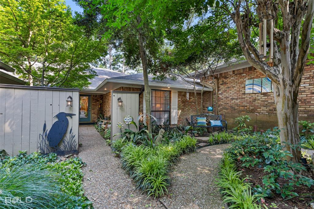 Shreveport, Louisiana 71119, United States, 5 Bedrooms Bedrooms, ,4 BathroomsBathrooms,Residential,Active,21557