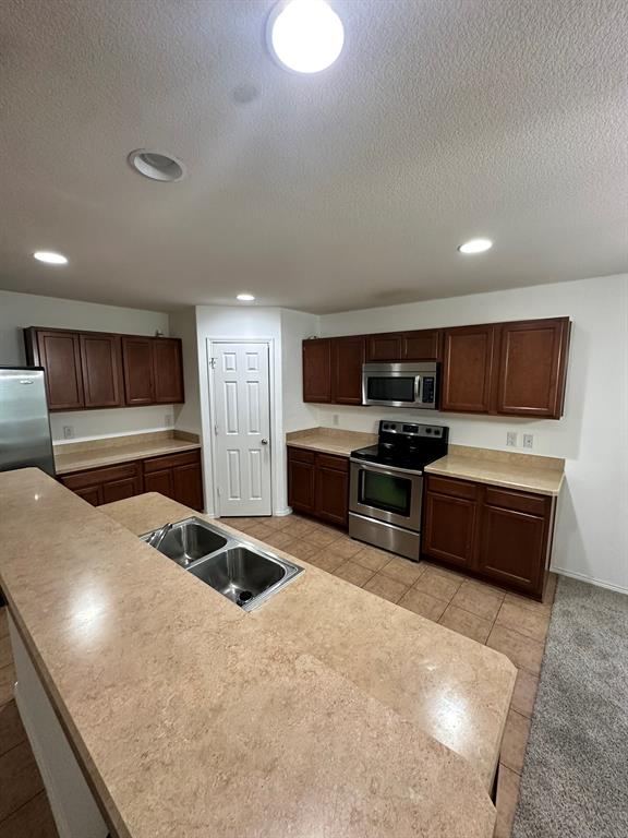 5704 Sapphire Pool Trail