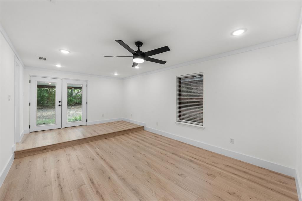 Crestmoor Park North - Residential