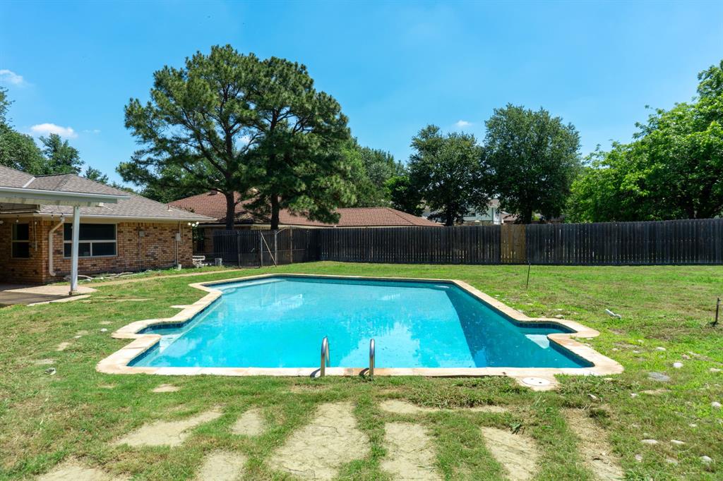 1700 Wimbleton Drive