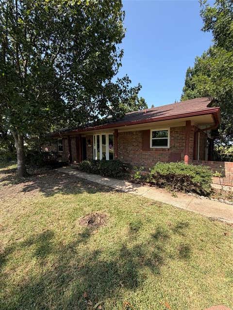 Photo of 4320 Fm 118, Greenville, TX 75401 (MLS # 21357843)