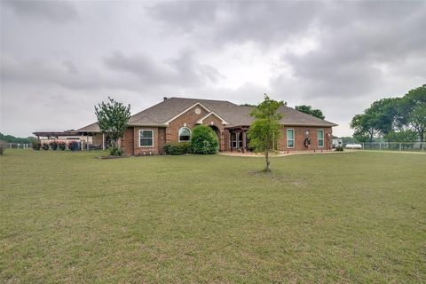 Photo of 11515 County Road 483, Lavon, TX 75166 (MLS # 21255349)
