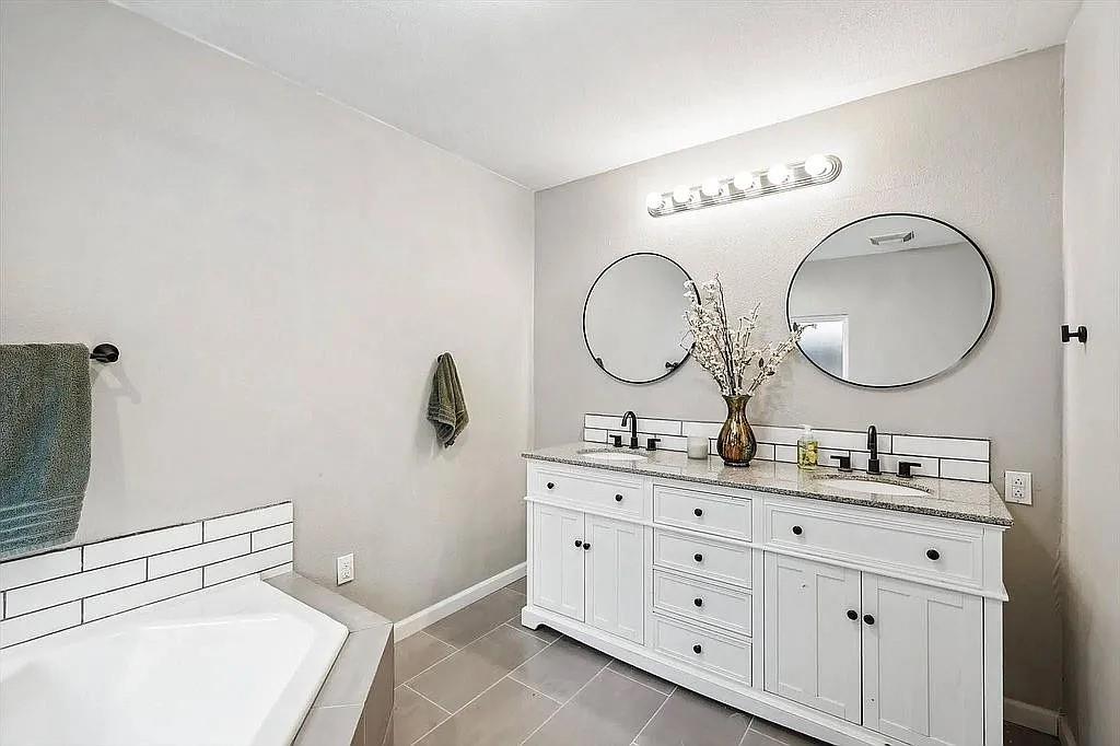 Rolling Ridge - Residential