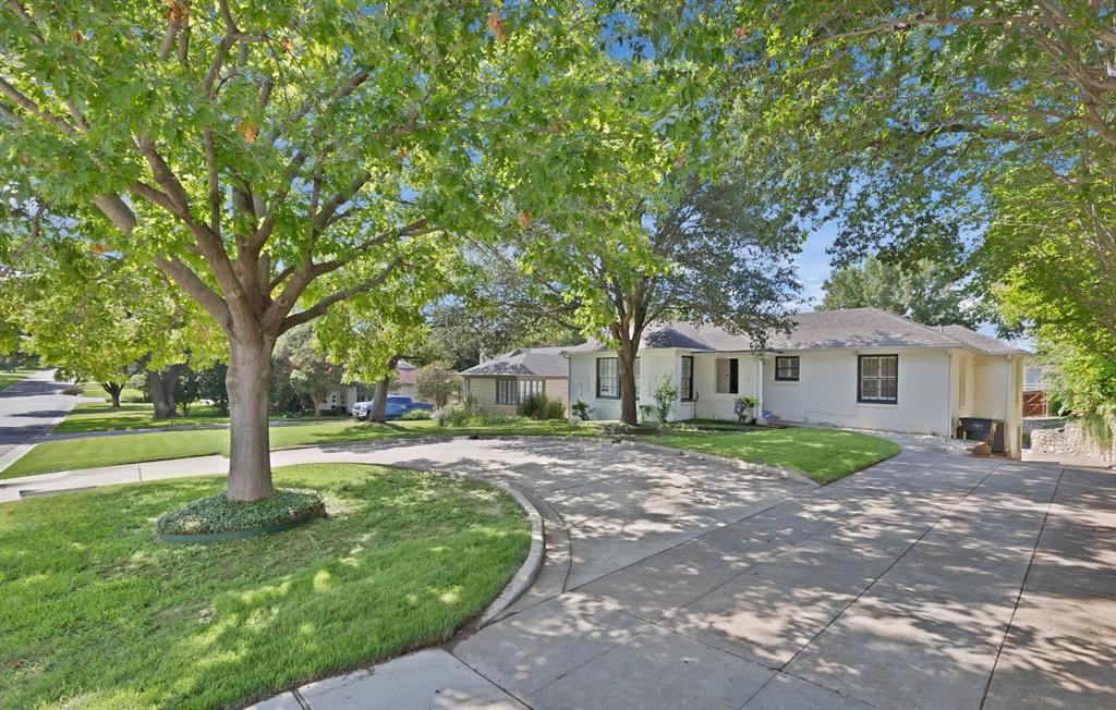 3414 Westcliff Road S