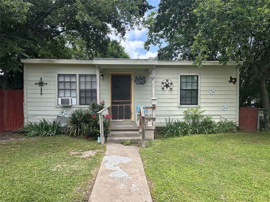 Charming 2 bed, 1 bath home in a prime Garland location! This property offers great potential—whether you're looking to invest or make it your own. Currently tenant-occupied with a long-term tenant in place, it's an ideal opportunity for investors seeking immediate rental income. The home features a beautiful front and backyard with plenty of outdoor space to enjoy. Recent updates include new siding within the last 3 years, a brand-new roof installed in February 2025, and updated kitchen cabinets as of March 2025. Don't miss out on this versatile property with strong rental history and room to make it your own!