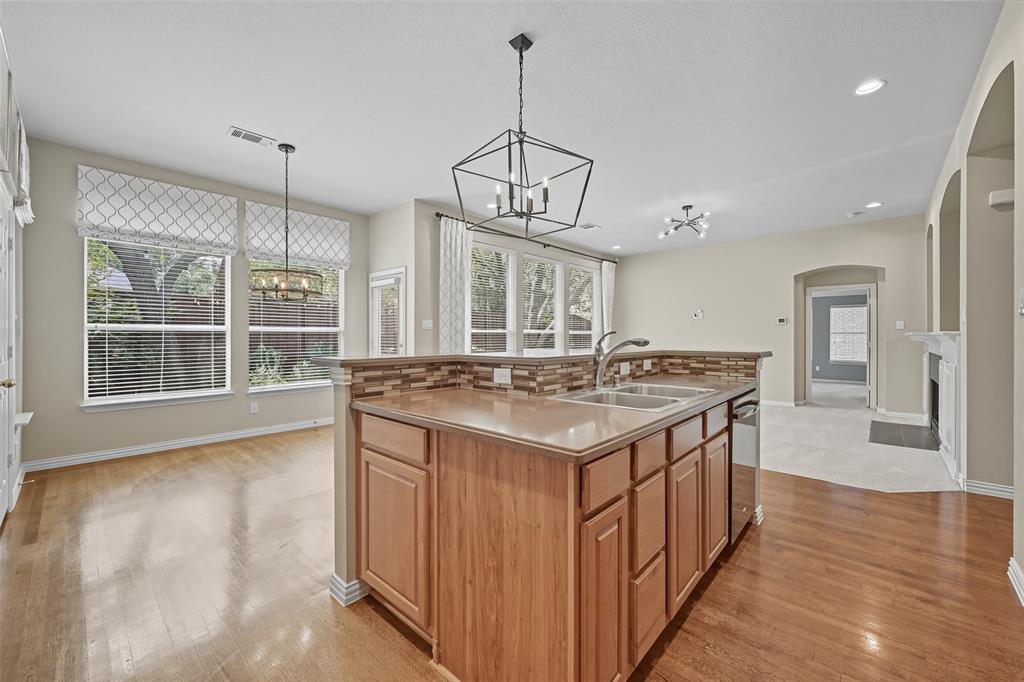 Flower Mound, Texas 75022, United States, 4 Bedrooms Bedrooms, ,3 BathroomsBathrooms,Residential,Active,208041