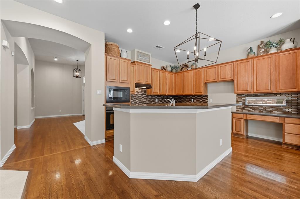 Flower Mound, Texas 75022, United States, 4 Bedrooms Bedrooms, ,3 BathroomsBathrooms,Residential,Active,208041