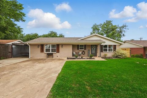 8832 Kate Street White Settlement TX 76108