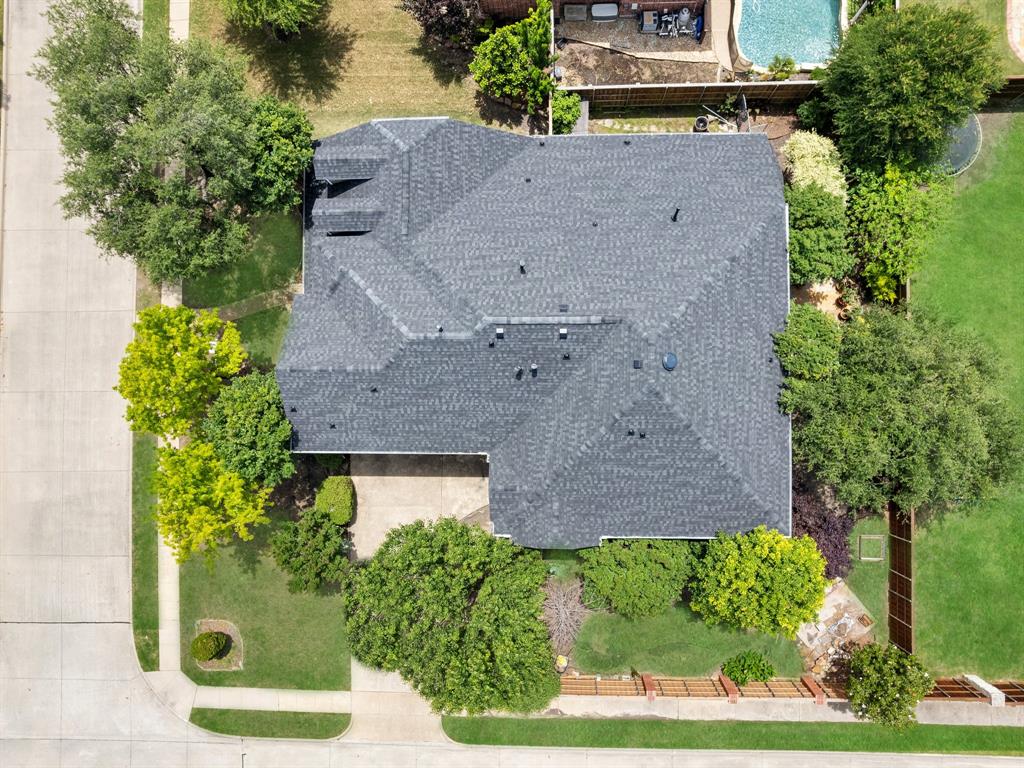 1217 Mandeville Drive