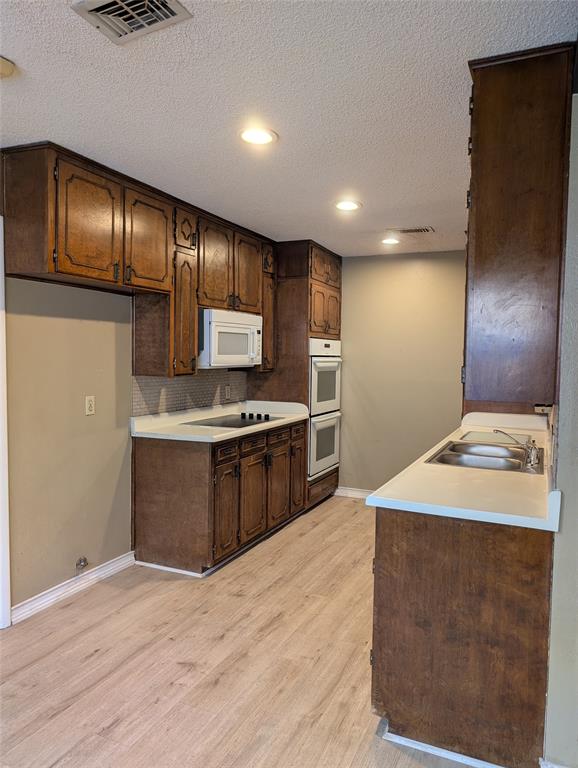 Woodland Park South Add - Residential Lease