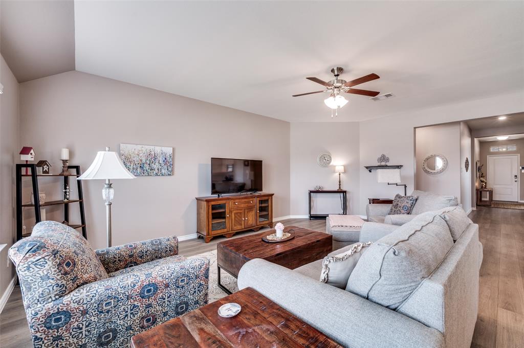 1116 Lawndale Street