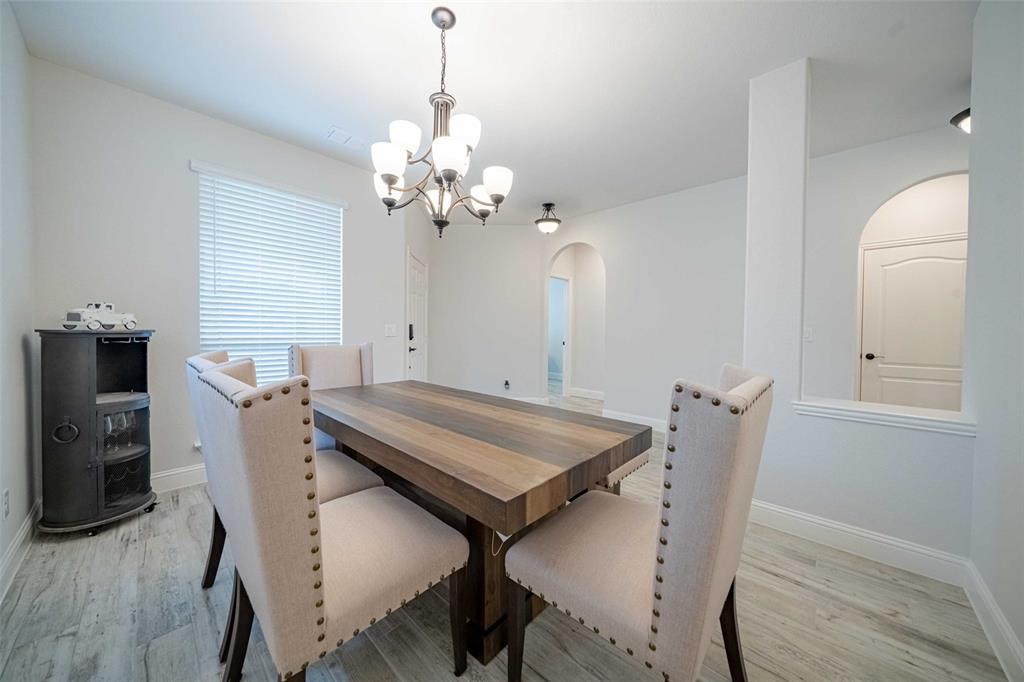 4130 Lagoon Place