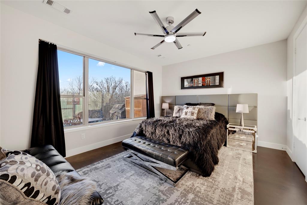 Westport Lakeview Villas - Residential