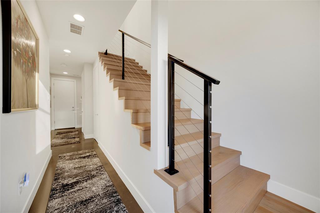 4961 Blaynes View