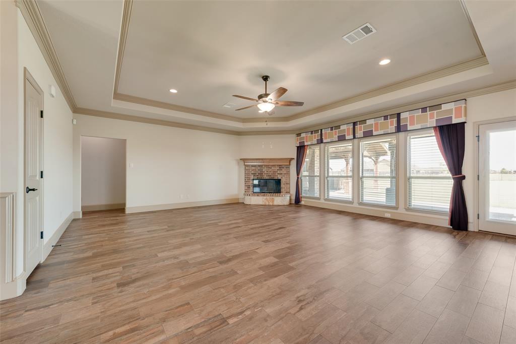 2921 W Alamosa Drive