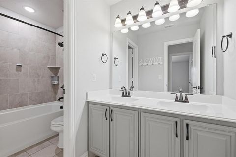 Tiny photo for 4425 Massey Meadows Way, Midlothian, TX 76065 (MLS # 21201086)