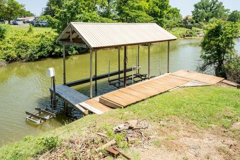 A home in Gun Barrel City